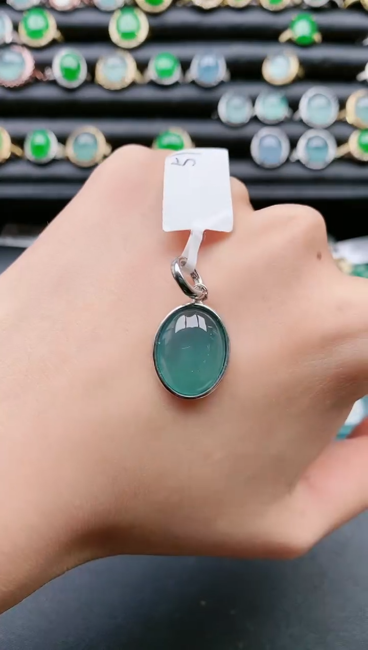 【闪购商品】翡翠戒指银S925镶嵌111111