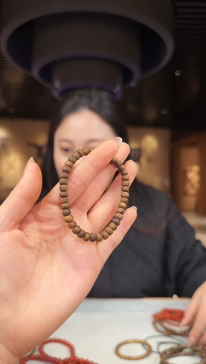 【闪购商品】沉香手串海南莺歌绿棋单圈苹果珠