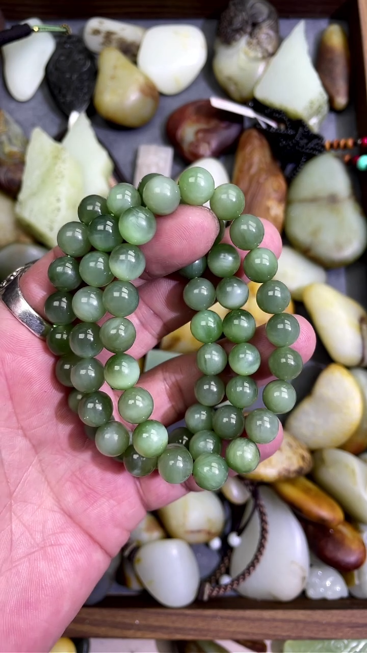 【闪购商品】和田玉颈饰未镶嵌粉猫卡10 俄料碧玉发一