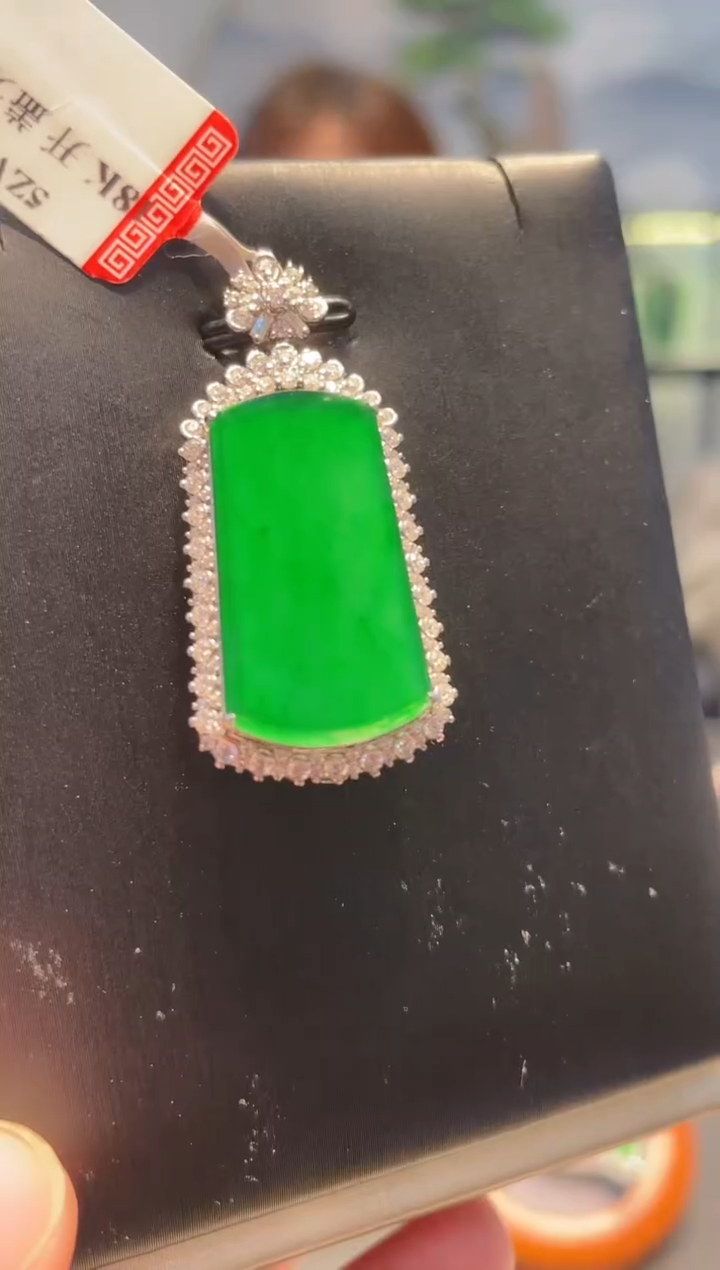 【闪购商品】翡翠颈饰18K金镶嵌A88天然A货翡翠