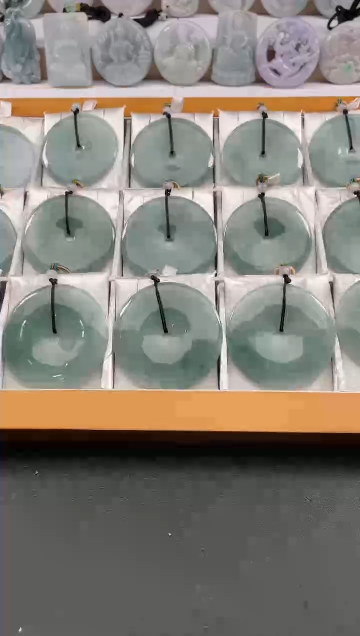 颈饰未镶嵌翡翠25/12/11/.58大绿扣多样性发货，发其一