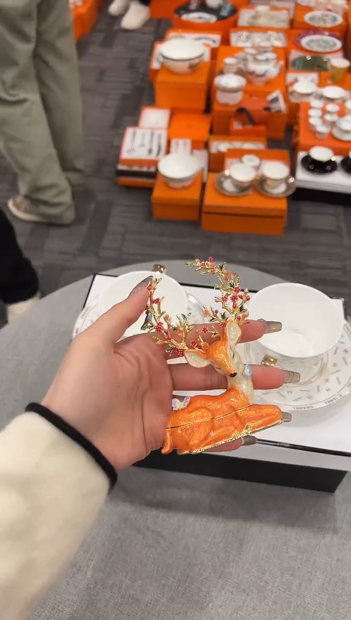 【闪购商品】杯H719--------------