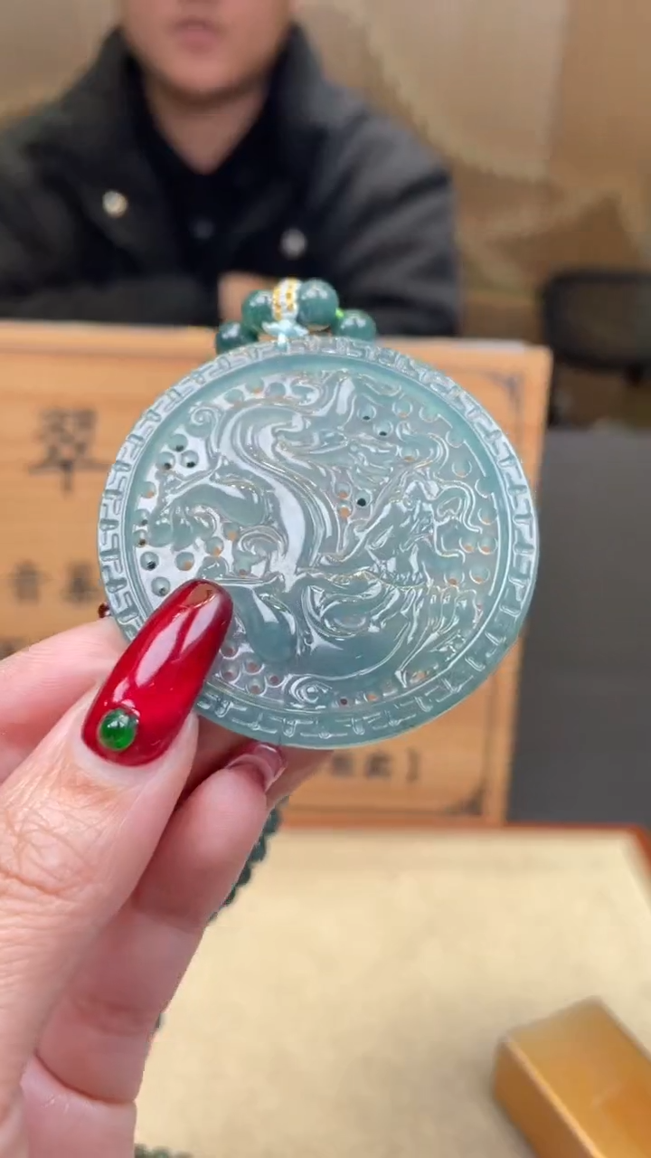 【闪购商品】翡翠颈饰未镶嵌      *135