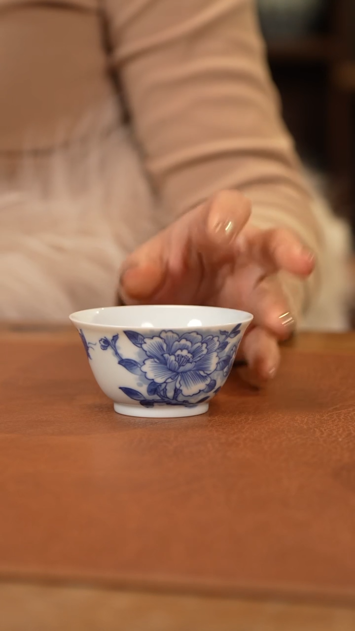 【闪购商品】杯古月芙蓉花撇口杯