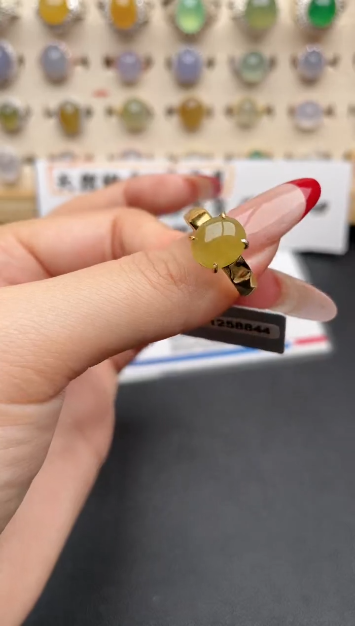 【闪购商品】翡翠戒指银S925镶嵌一物一证一礼盒
