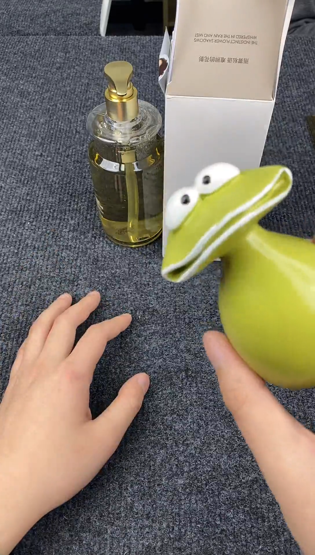 瓷片手工商品，没有品牌