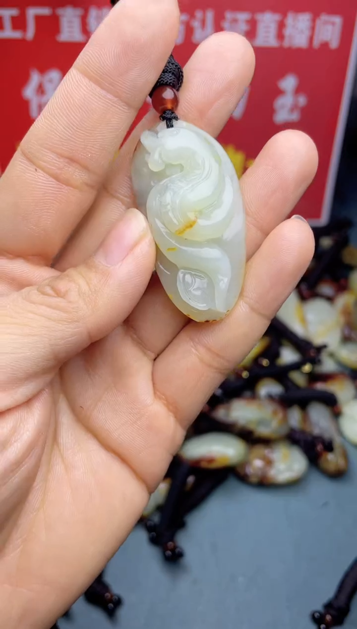 【闪购商品】和田玉颈饰未镶嵌