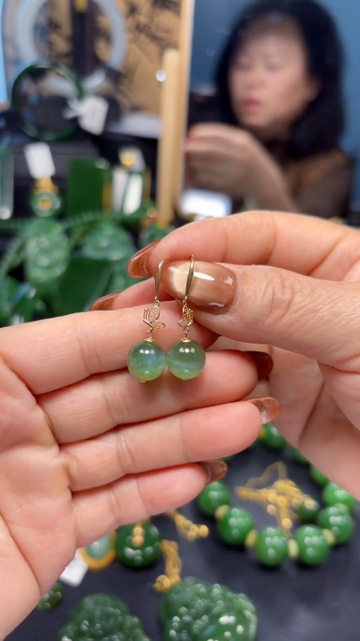 【闪购商品】和田玉（碧玉）吊坠(不含链)18K金镶嵌1