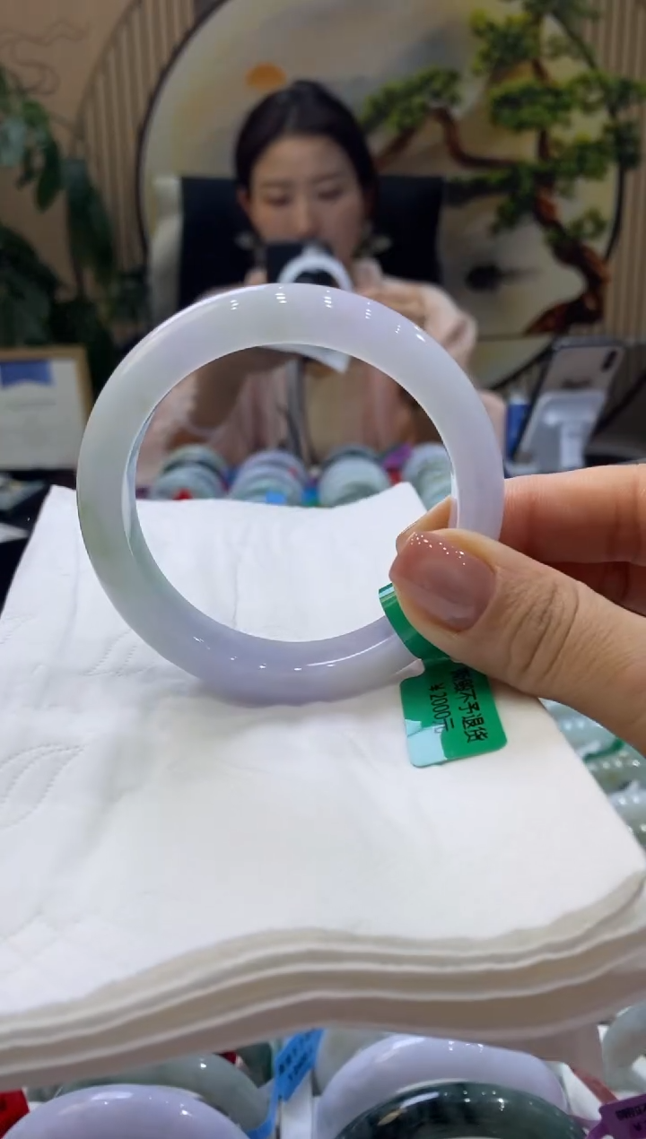 【闪购商品】翡翠手镯未镶嵌99903322