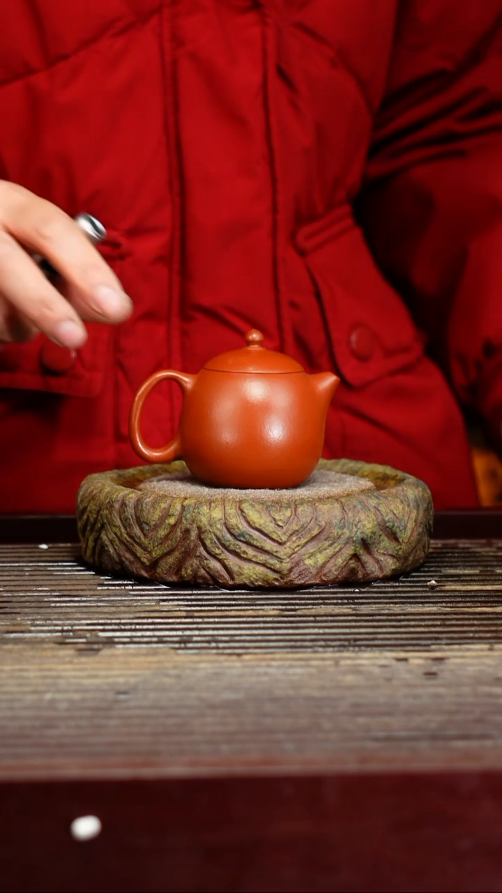 宜兴原矿紫砂壶茶壶宜兴原矿紫砂壶茶壶80C