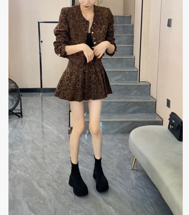 秋季时尚气质小香风轻奢显瘦百搭豹纹外套半身裙套装FJ110803