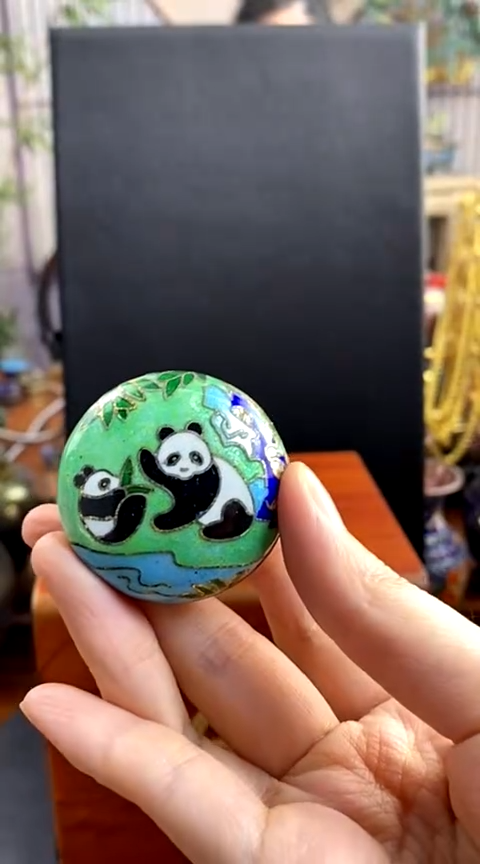 【闪购商品】非遗技艺 景泰蓝粉盒熊猫（老）