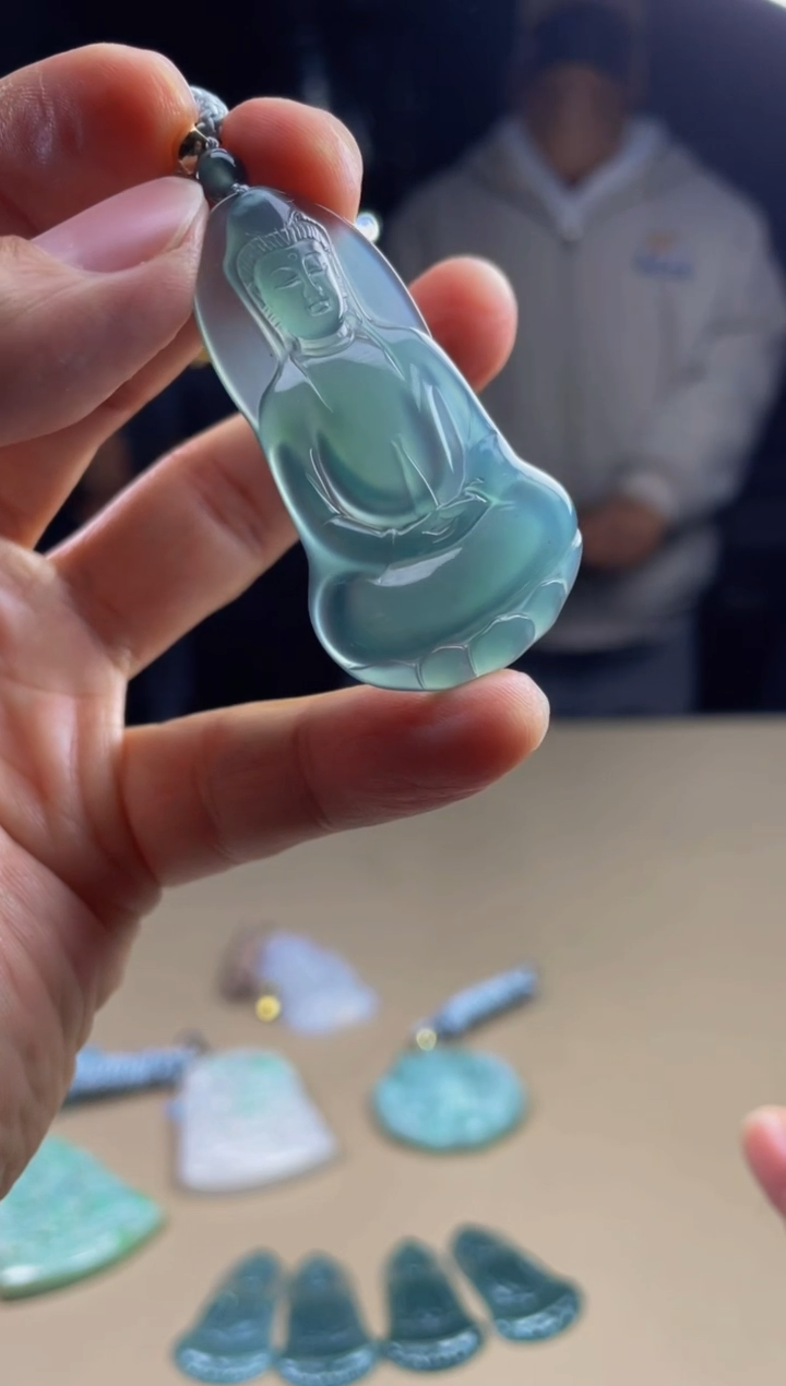 【闪购商品】定制翡翠未镶嵌      3057