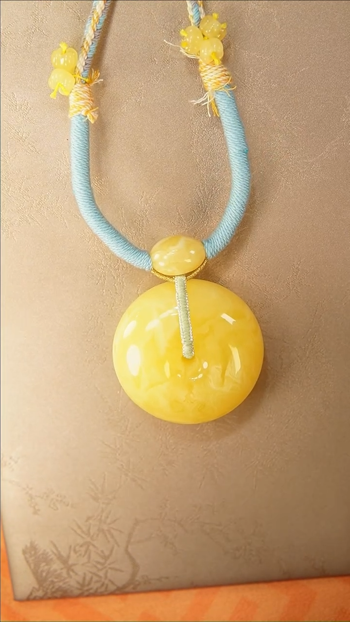 【闪购商品】琥珀颈饰未镶嵌颈饰