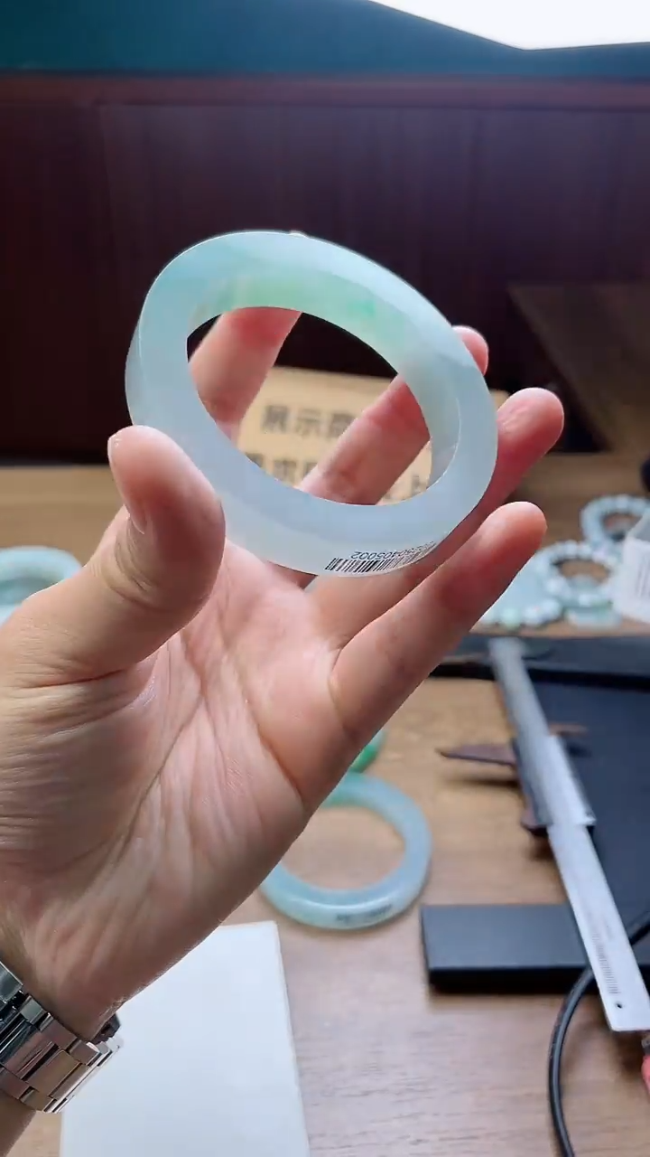 定制翡翠手镯未镶嵌A**n定制