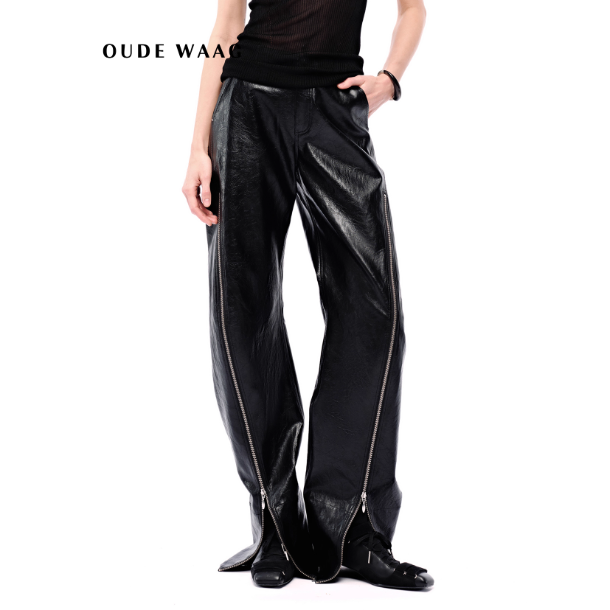 【LOCAT】OUDE WAAG 漆皮廓形长裤  25AW-PT10R1BL900