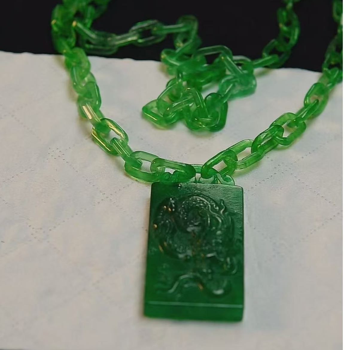 【华夏文物甄选商店02235】翡翠项链龙牌