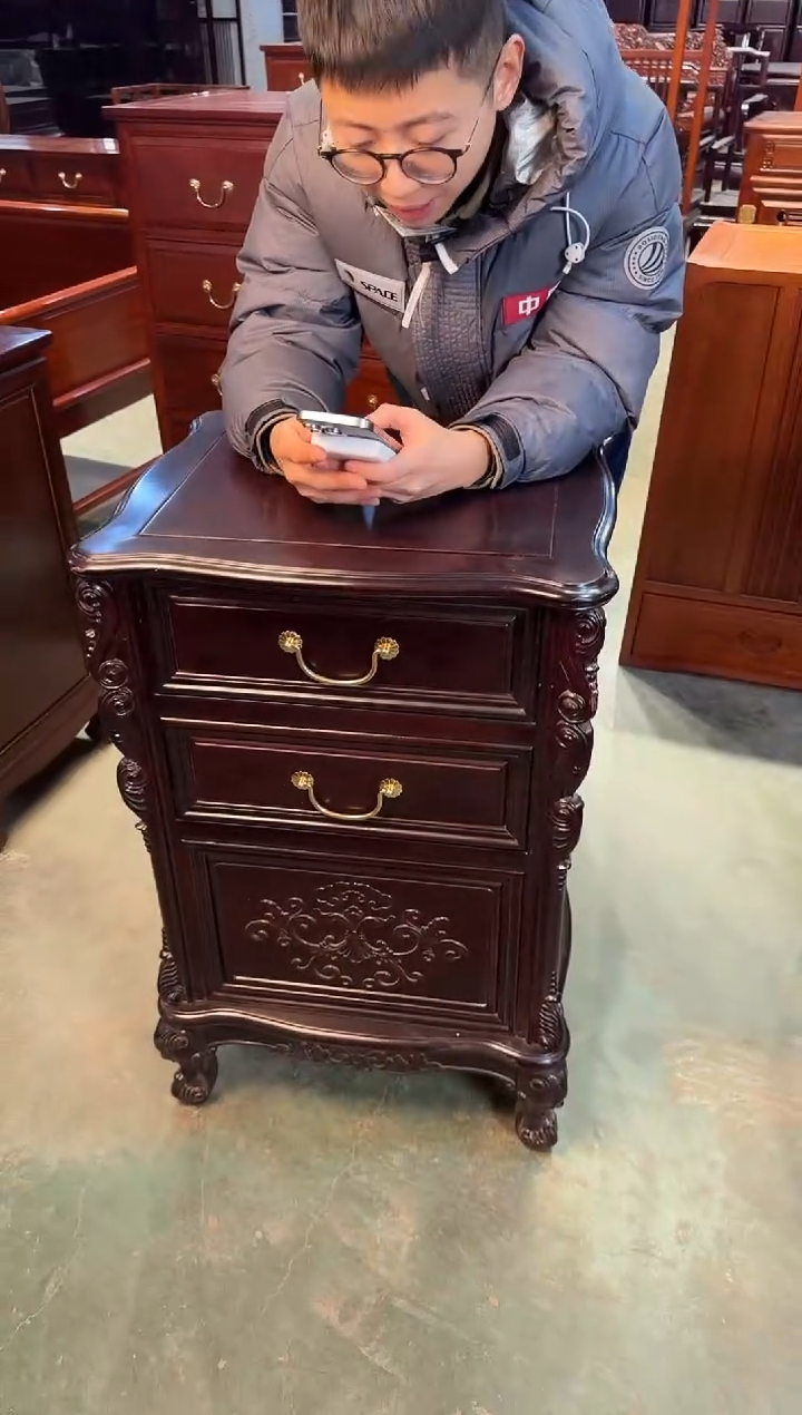 黑酸枝木类成套家具J99