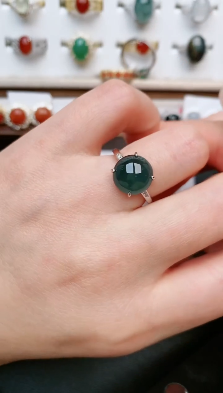 【闪购商品】翡翠戒指银S925镶嵌....