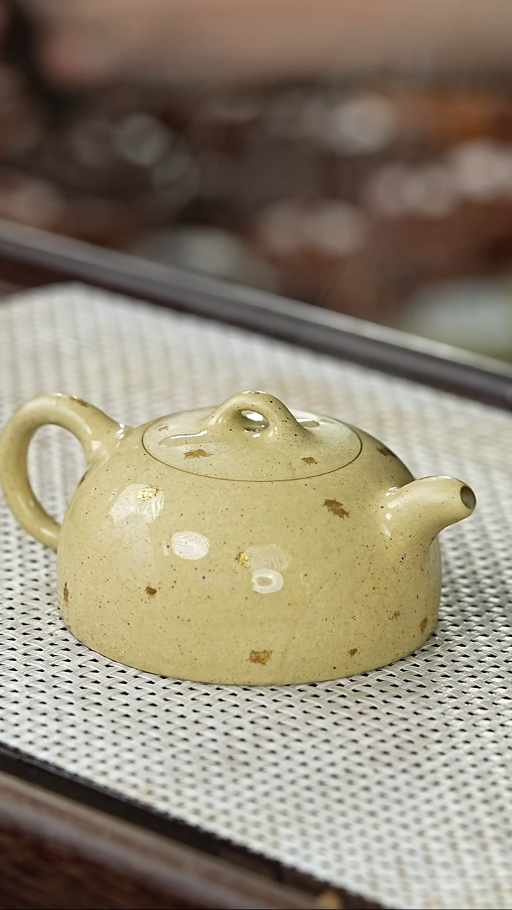 【闪购商品】紫砂茶壶@@Av3194陈明方半月洒金
