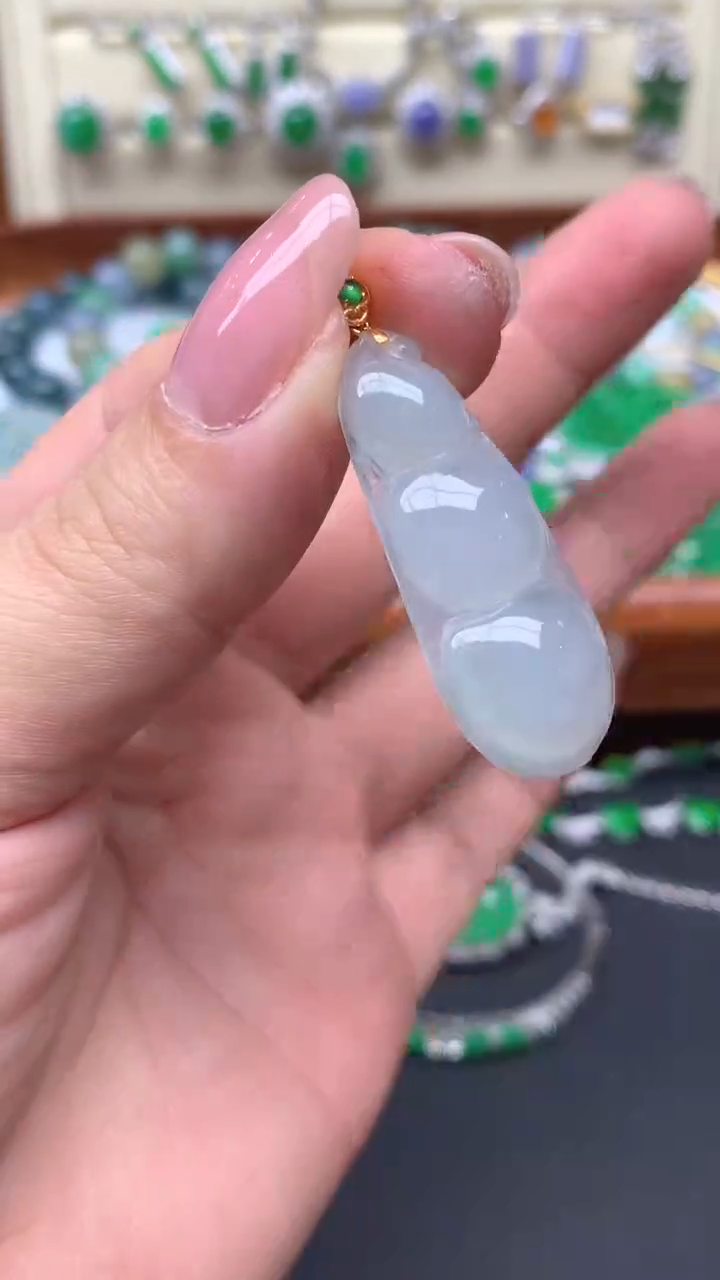 【闪购商品】翡翠颈饰18K金镶嵌67-天然翡翠