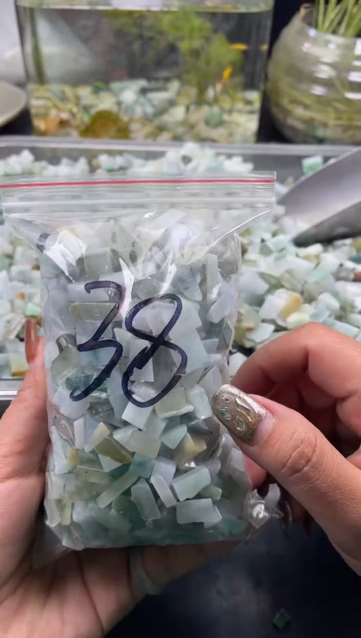 配石翡翠天然翡翠迷你500克38