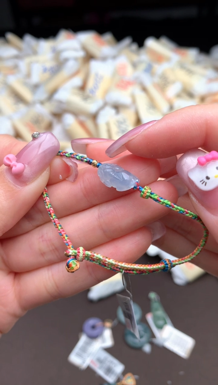 【闪购商品】翡翠手绳未镶嵌  —  27