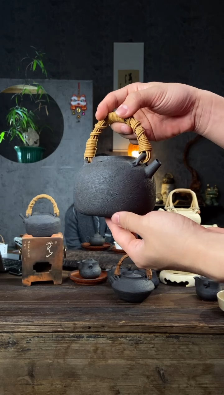 【闪购商品】全手工原矿潮州砂铫壶黑陶