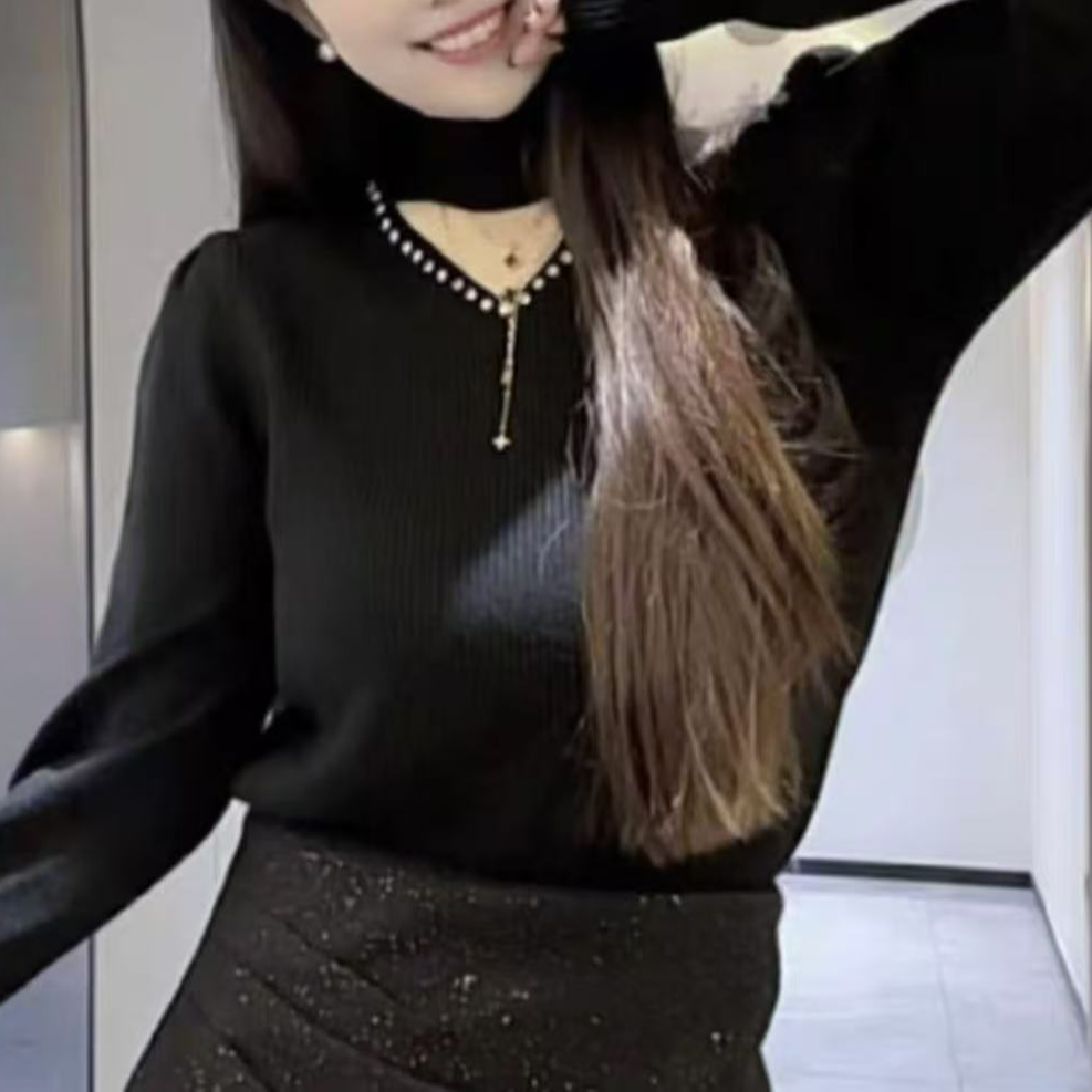 时尚气质镂空打底衫女内搭2024秋冬新款修身减龄长袖针织V领毛衣