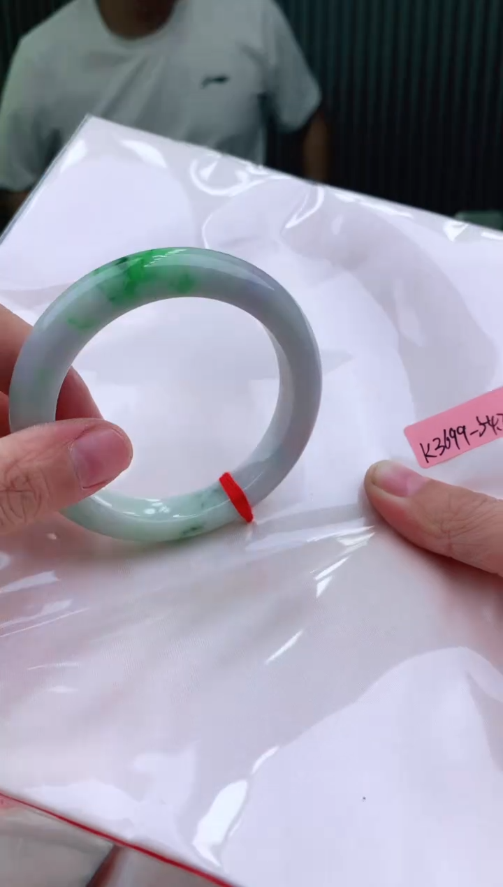 未镶嵌手镯翡翠54