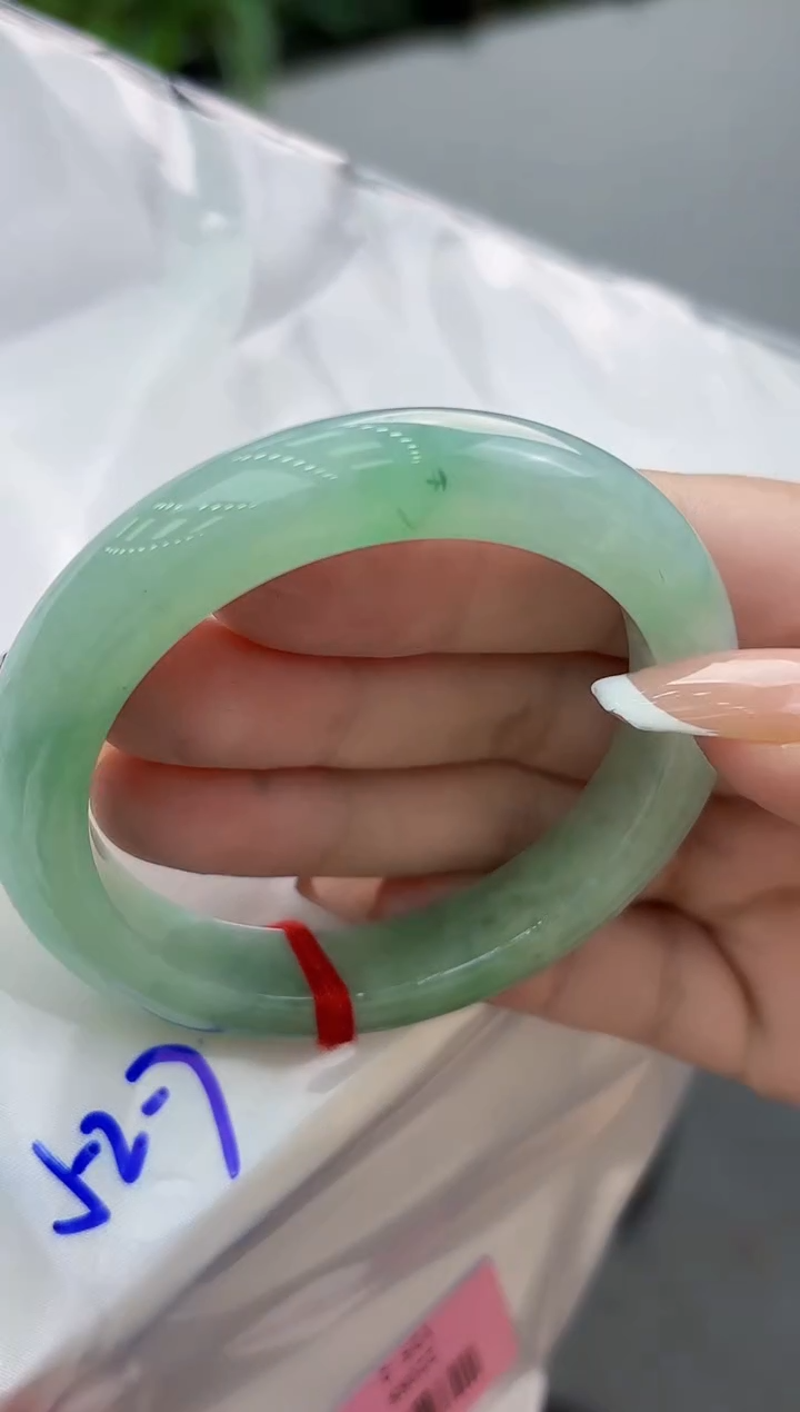 【闪购商品】翡翠手镯未镶嵌翡翠手镯