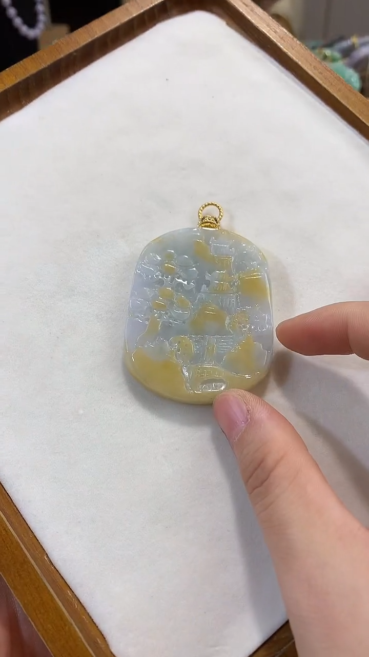 颈饰未镶嵌翡翠吊坠
