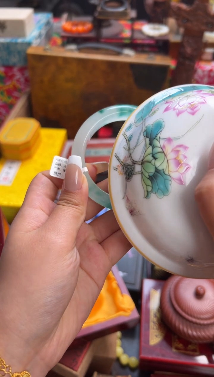 瓷片--------瓷--------翡翠飘花手镯