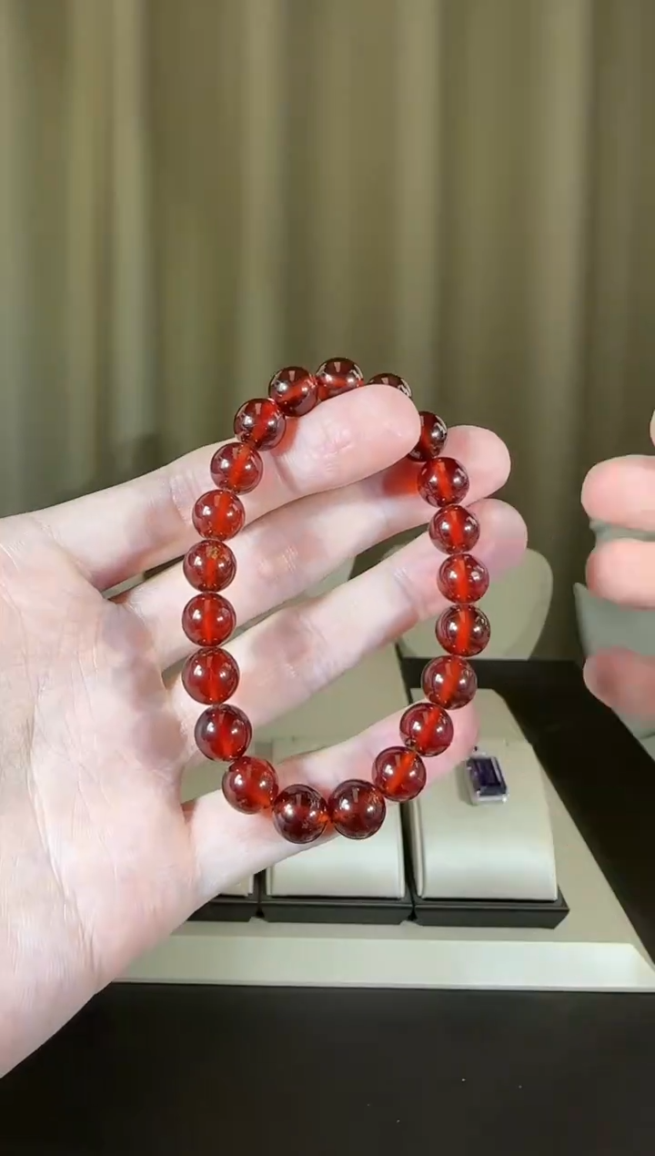 【闪购商品】石榴石手串未镶嵌9mm时尚