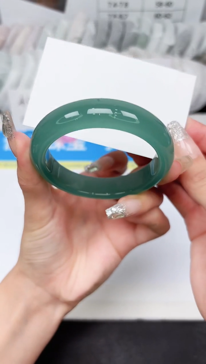 石英质玉手镯未镶嵌32-56.0