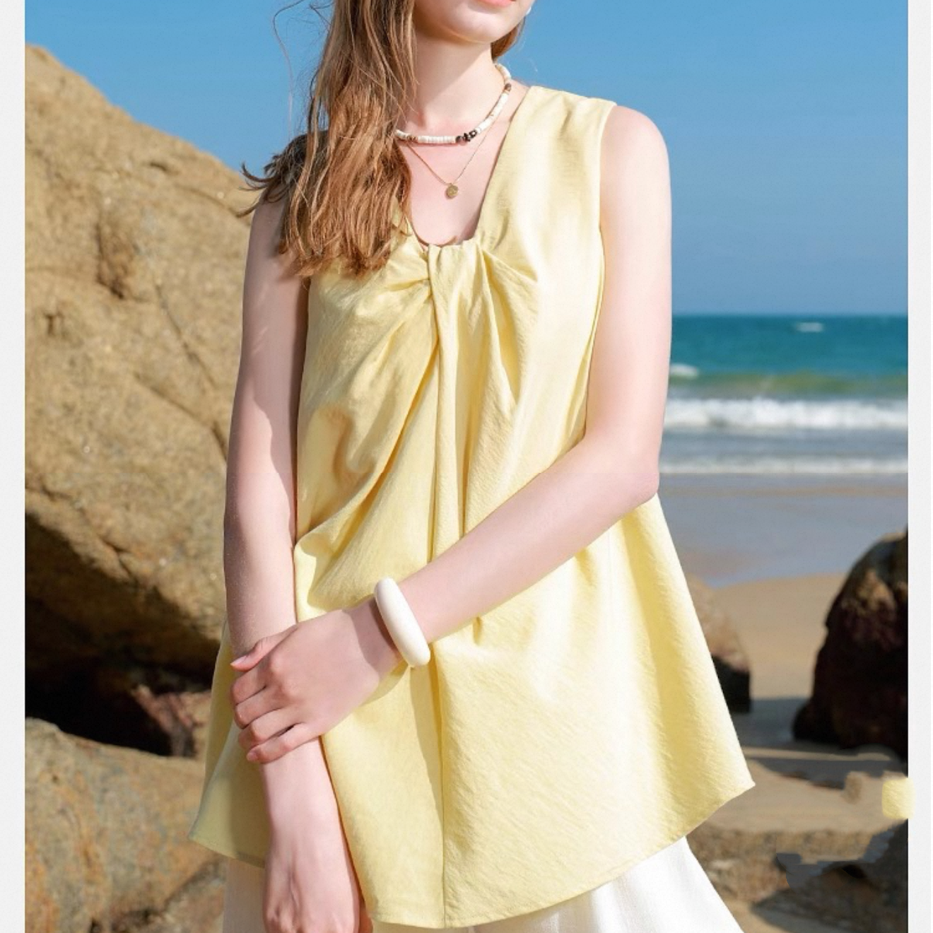 【】扭结V领设计感无袖小衫 TY8185