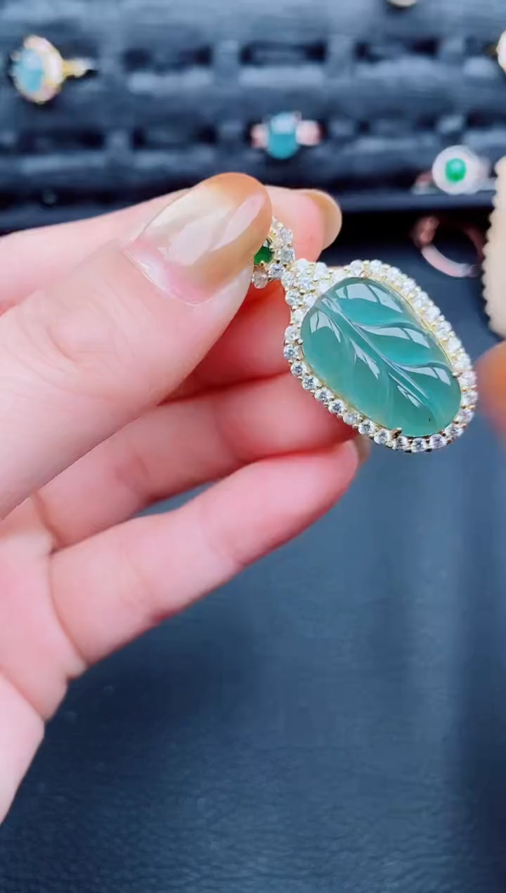 【闪购商品】翡翠颈饰银S925镶嵌天然a货翡翠562