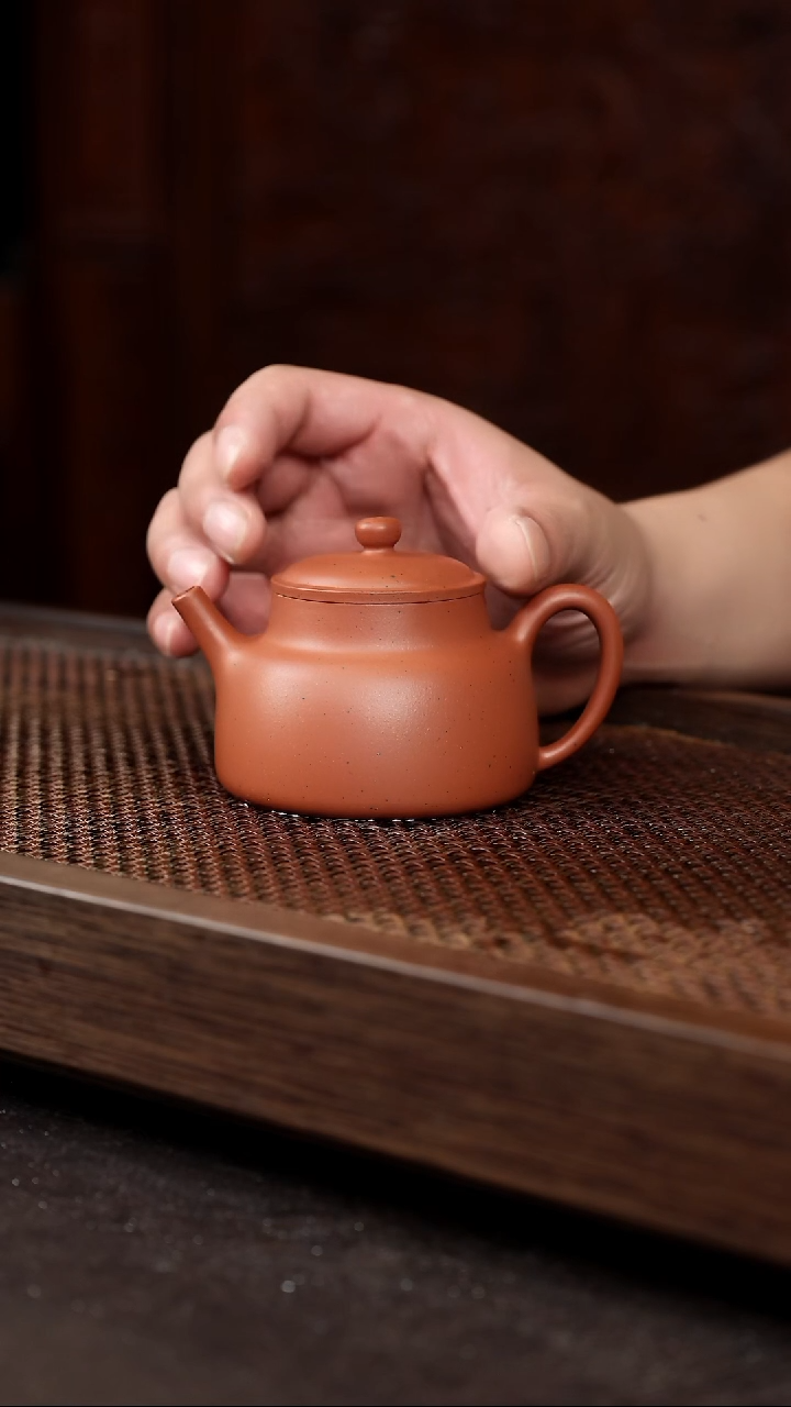 茶壶紫砂大红泥言心