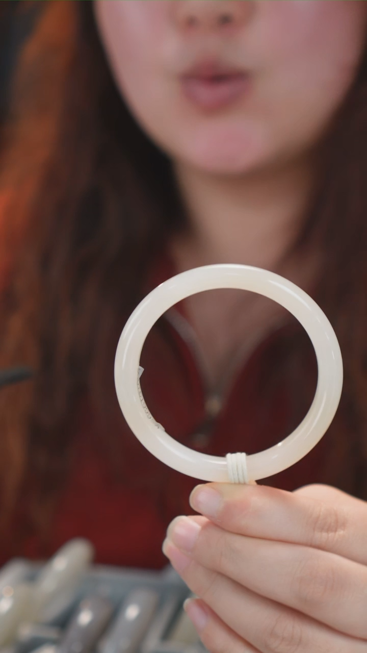 【闪购商品】和田玉手镯未镶嵌200【柚子来啦】和田玉拍一发一56