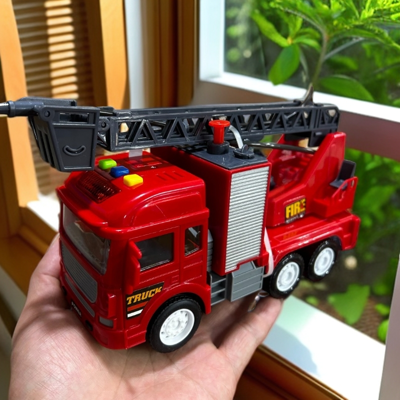 消防车警车玩具一个