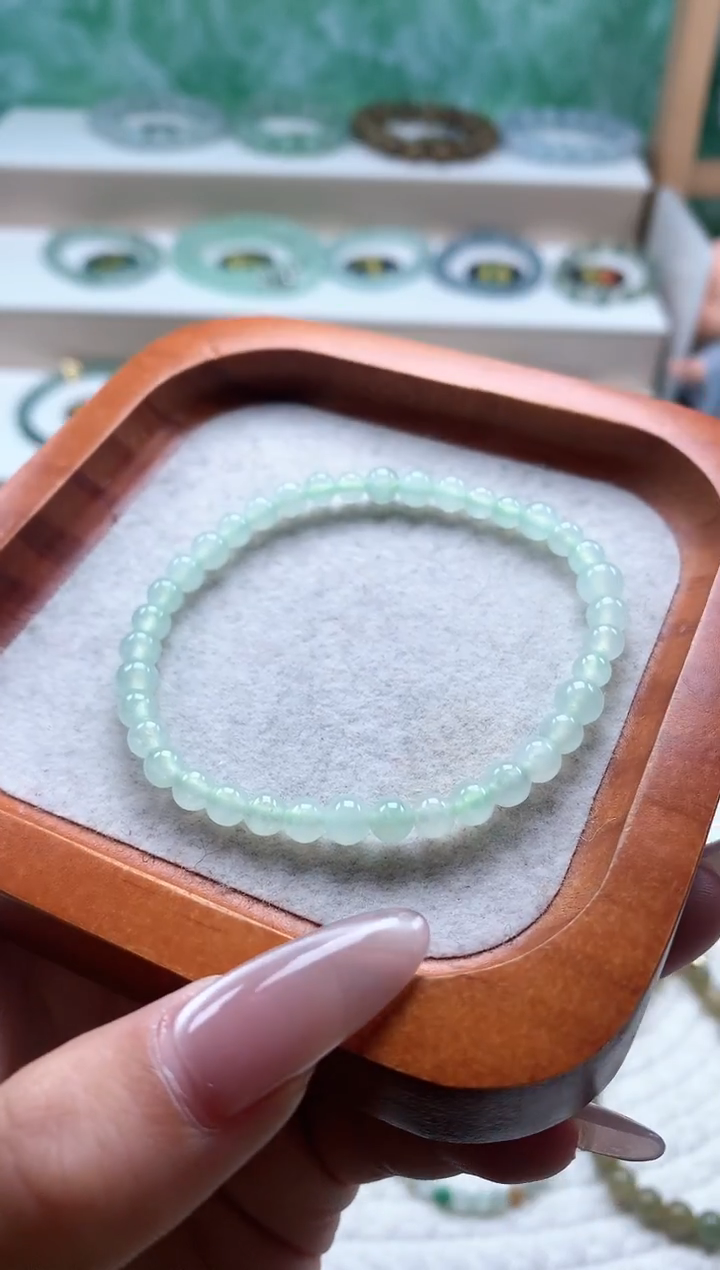 未镶嵌手链翡翠大小珠