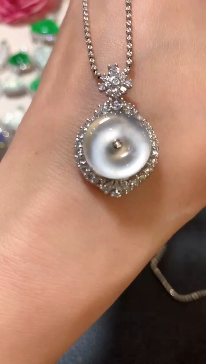 吊坠(不含链)18K金镶嵌翡翠z108   