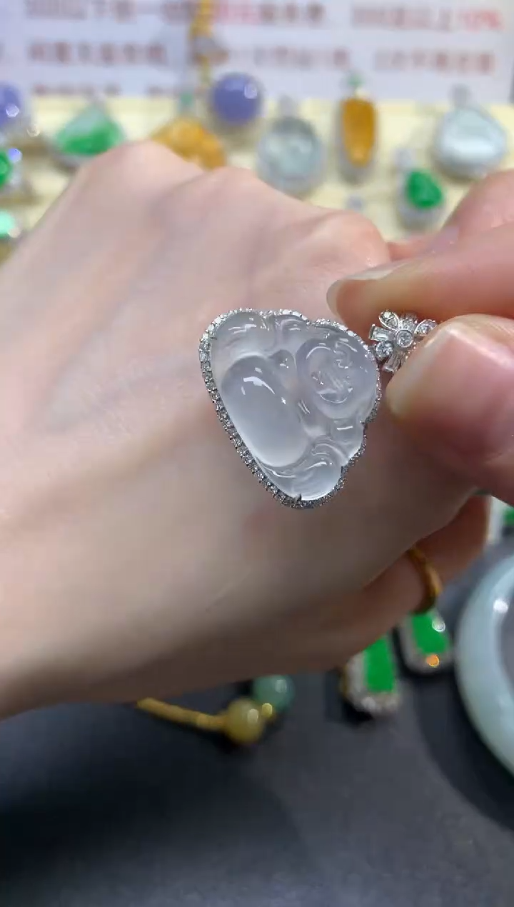 翡翠18K金镶嵌吊坠(不含链)吊坠|11900+1190