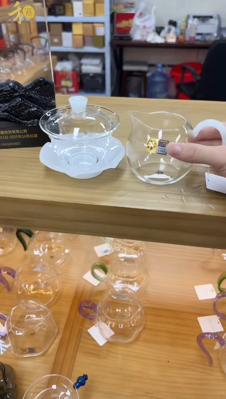 禾器荷叶盖碗白玉色+禾器畅然茶海白玉色