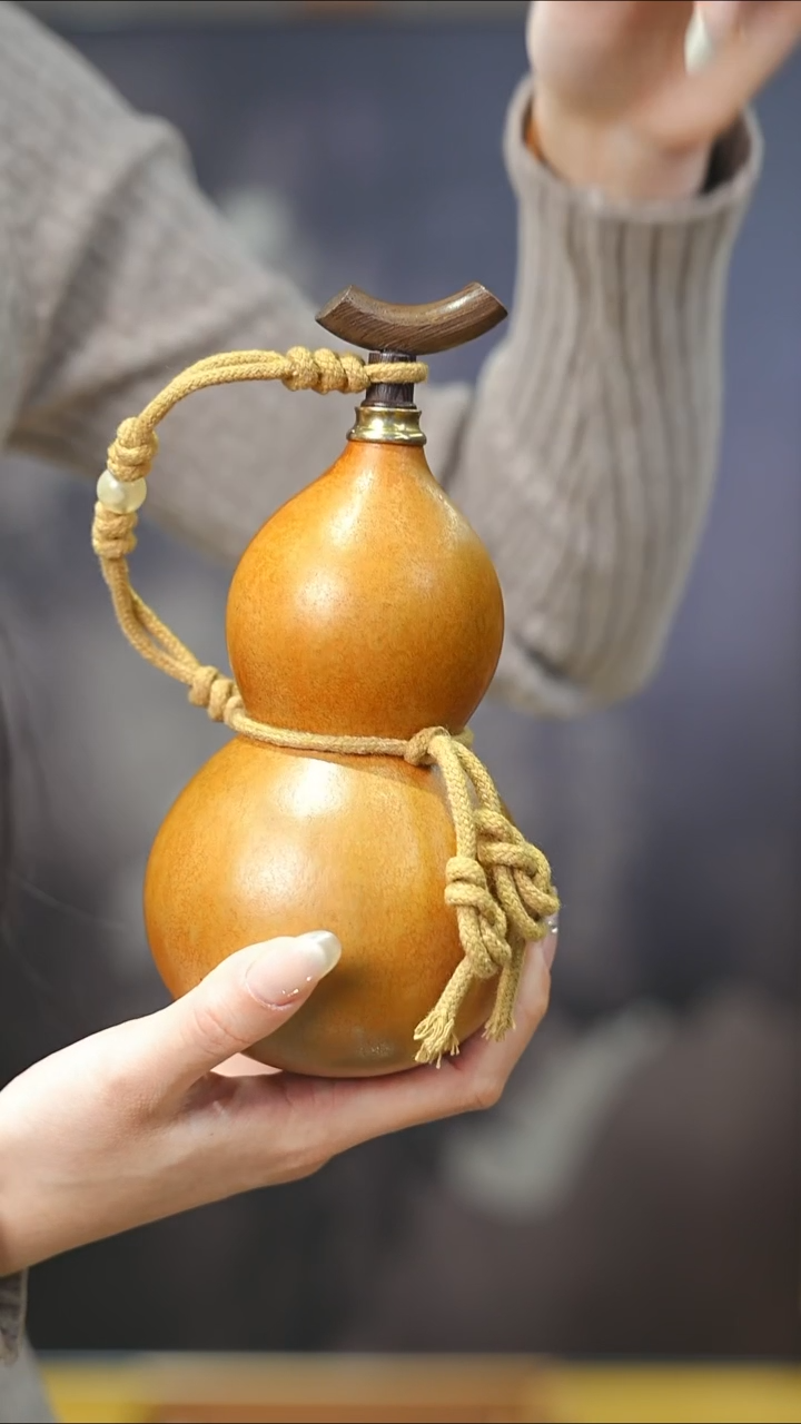 【闪购商品】XH162大漆酒葫芦不包手串及旋转底座