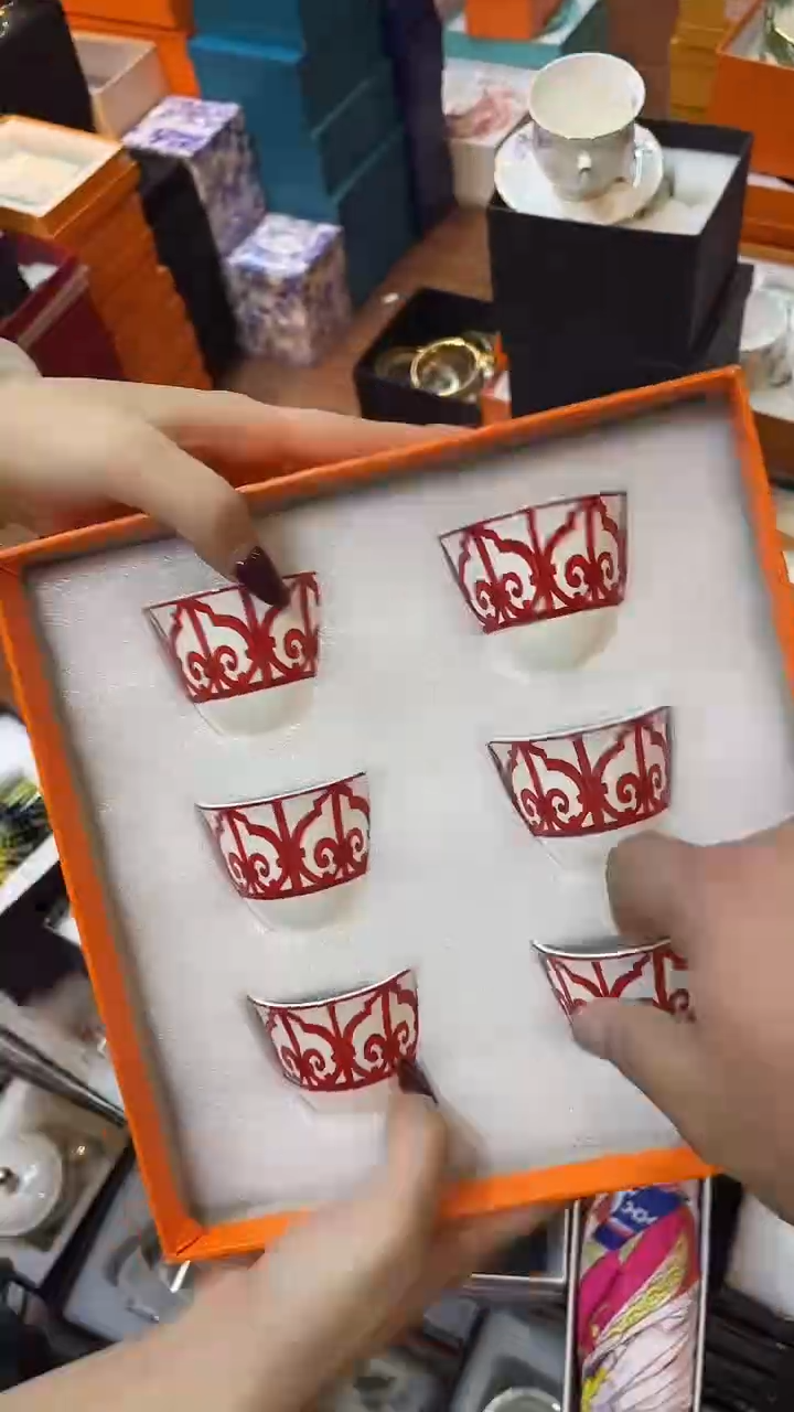 杯鸿辉家品牌瓷器，京东包邮！