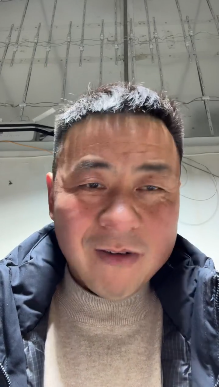 未镶嵌和田玉（糖玉）挂件和田玉