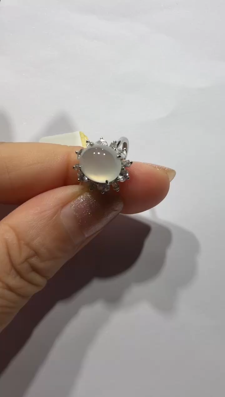银S925镶嵌戒指翡翠925银镶缅甸A货翡翠戒指