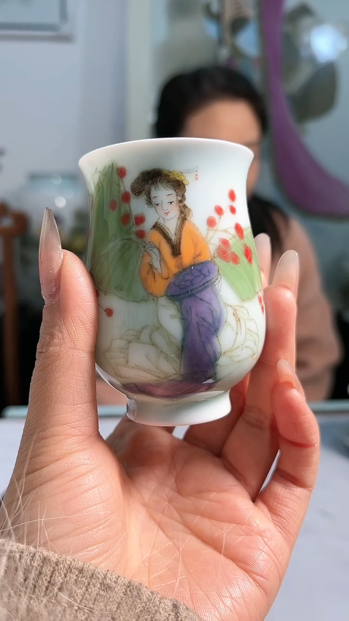 【闪购商品】官窑瓷画院001官窑瓷画院罗金枝巧姐闻香杯