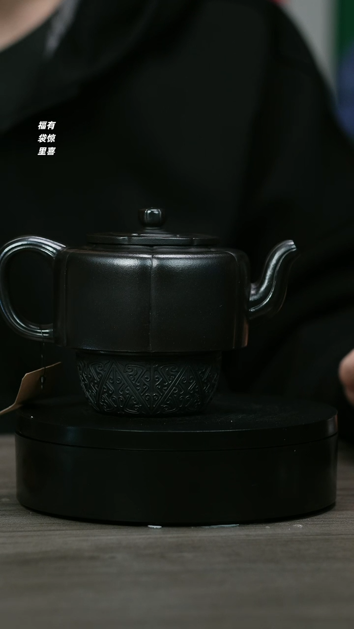 【闪购商品】紫砂茶壶H1129储栋平石黄梅花周盘F132